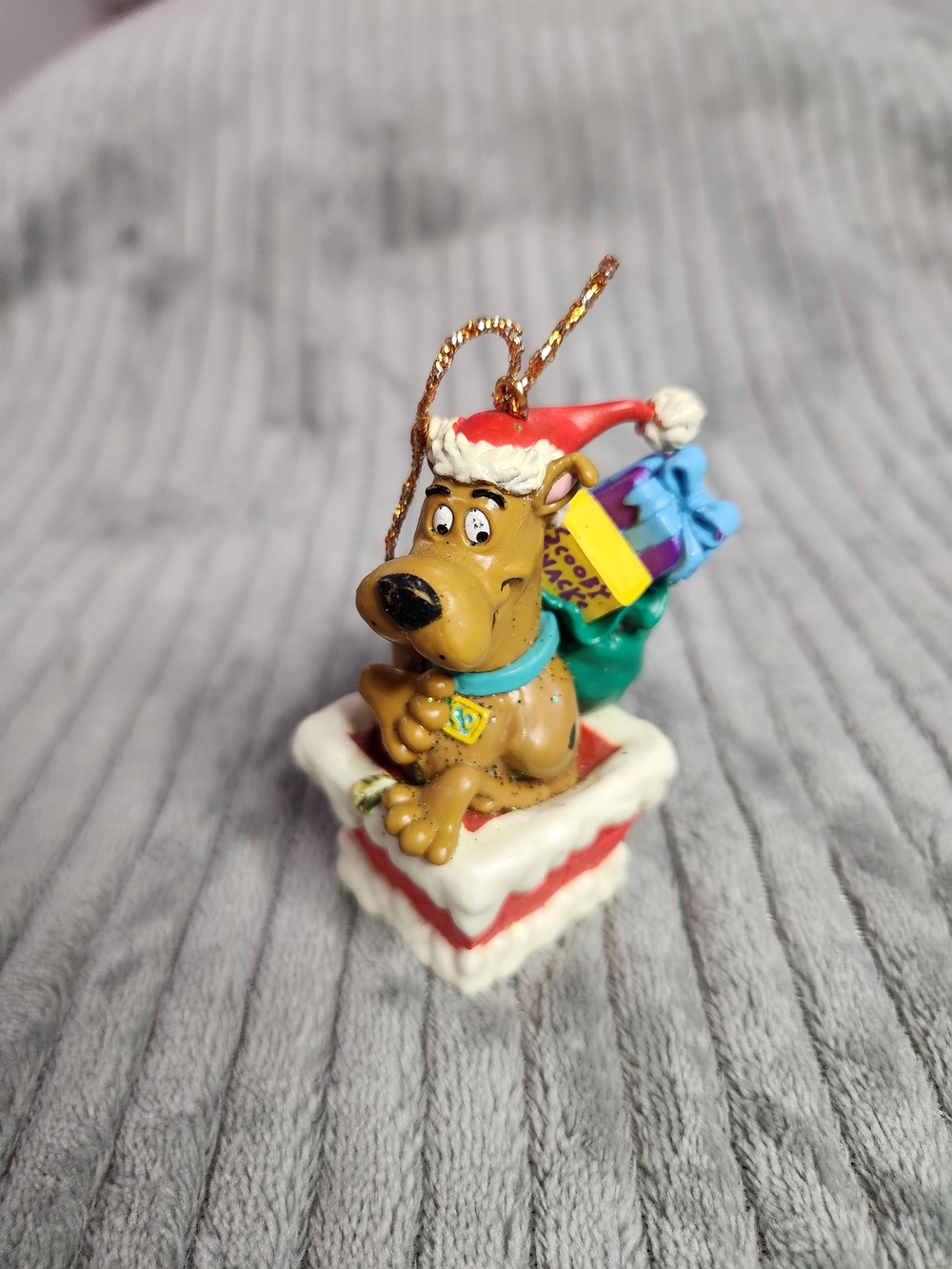Trevco Cartoon Network Scooby-Doo! Santa Scooby Ornament